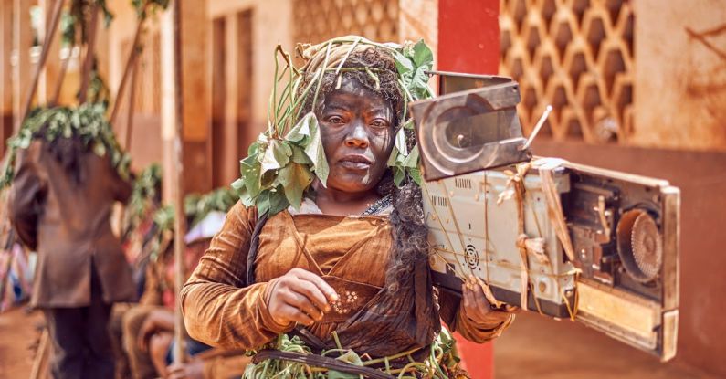E-Waste - Performer in Costume